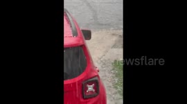 US: Strong Isolated Thunderstorm Brings Hail To Kansas City Metropolitan Area
