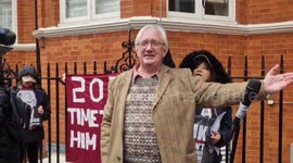 Supporters of Julian Assange mark fourth anniversary of his incarceration outside Ecuadorian Embassy in London