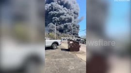 Thousands forced to evacuate after fire breaks out at Indiana recycling plant - releasing toxic black smoke