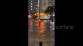 US: Cars Stuck On Flooded Road In Fort Lauderdale After Heavy Rain Hits South Florida 2