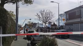 A major fire broke out on Saturday afternoon at the Jules-Ferry kindergarten in Montfermeil, in Seine-Saint-Denis, Paris suburb. No casualties. (Video: 16 april 2023).