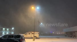 US: Blizzard-Like Conditions Grip Upper Great Lakes Region Amid Late Winter Storm