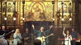 Sunday service at Holy Trinity Brompton church over Easter season - Christ Be Magnified