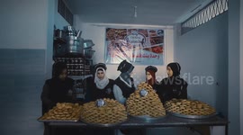 Preparation of the traditional cookies for upcoming Eid al-Fitr Festival - Gaza