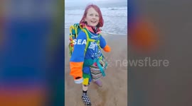 Mental health campaigner, 8, walking the coastline of England for her “hero” daddy