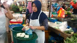 Indonesia prepare Eid al-Fitr