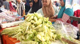 Indonesia prepare Eid al-Fitr
