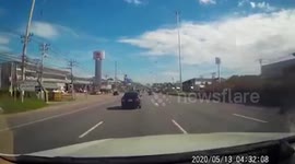 'Overloaded' pick-up truck flips over after wheel detaches
