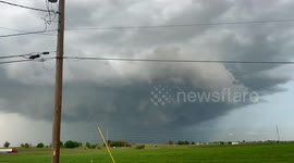 US: Tornado Warnings Issued As Severe Weather Rolls Through Oklahoma 3