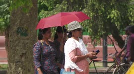 Heatwave hell: India suffers with temperatures over 44C