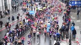 Moment UK's alert test sounded as thousands took part in London Marathon