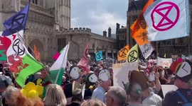 UK: ‘The Big One’ 4-Day Climate Protests In London