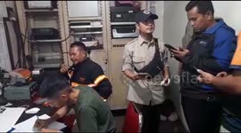 Indonesia tsunami warning: Authorities order local residents to stay away from coastal areas