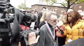Newark dedicates street to music icon Frankie Valli
