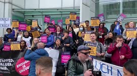Picket at UCH as nurses begin fresh strike