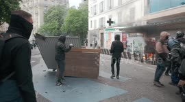 Massive blaze breaks out amid clashes at Paris May Day protest in France