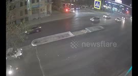 Car overturns at intersection in Volgograd due to sudden swerve, lack of road markings