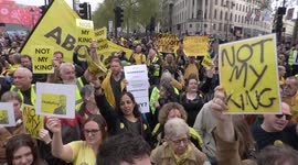 “Down with monarchy!” Protesters jeer King Charles as he passes en route to his Coronation ceremony in London