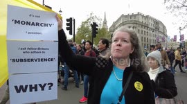 Anti-monarchy protestor the entire world should abolish the monarchy, London, U.K.