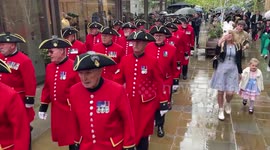 King’s Road Coronation Party: The Chelsea Pensioners March, Love My Human’s King Charles Cavalier Parade on King Charles III coronation day in London