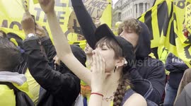 This is what it was like to be in the middle of the anti-monarchy protest in Trafalgar Square today