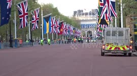 Royal fans are heading to St James's Park to watch live broadcast of Coronation Concert at Windsor Castle