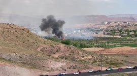 US: Brush Fire Erupts Near Mall Drive In St. George, Utah