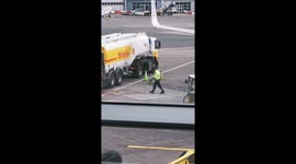Prepare for Takeoff: Day in a life of Dublin Airport and Ryanair Ground staff prepare planes for takeoff in under 1 hour turnarounds