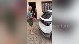 Woman travels 6,000 miles to surprise her dad on his birthday after he was diagnosed with cancer