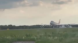 Landing gear snaps from plane during emergency landing at Luxembourg Airport