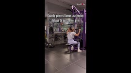 This girl at a gym shocked viewers with her unrealistic feet!