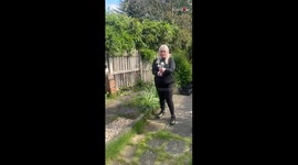 Mother-to-be has a heartwarming reaction to her expected baby's gender reveal