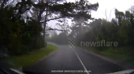 Car Accidentally Soaks Good Samaritan