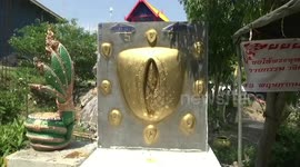 Locals worship huge golden VAGINA for good luck in Thailand