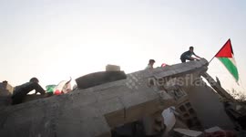 Palestinian families after the cease-fire in the Gaza Strip