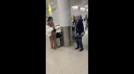 Woman beams with joy after reuniting with granddaughter right before Thanksgiving