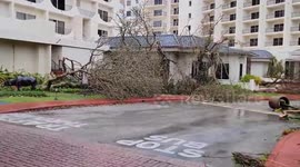 Typhoon Mawar strikes Guam: devastation unleashed near hotel