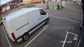 Car Loses Its Tire And Almost Causes Expensive Mistake