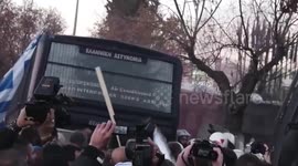 Greece: Clashes erupt as farmers protest pension reforms