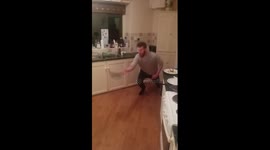 DUPLICATE Impressive forward roll pancake toss and catch