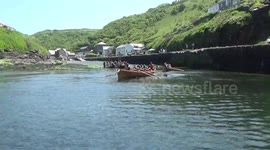 A brief clip of the Gigs leaving  Boscastle Harbour at the Regatta this weekend, a fantastic day, ladies and mens teams came from all over cornwall to compete 2