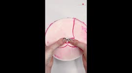 SUPER Satisfying squishing of wax filled with glorious, gooey slime