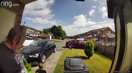 2-Year-Old Takes Off Like a Track Star