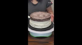 Cake artist makes exceptional Mickey Mouse Roadster Racer Themed Cake