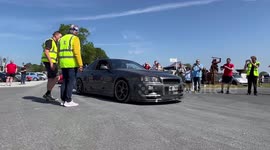 Nissan Skyline doing a burnout start at Oswestry