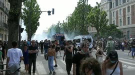 France: Pension Reform Protesters And Police Clash During June 6 Nationwide Strike 4