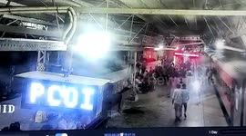 Vigilant cop pulls out woman from gap between train and platform in northern India