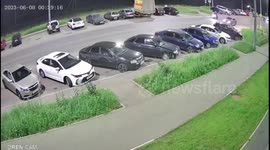 Caught on camera: motorcyclist launches violent attack on driver in Orenburg collision