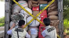 Demolished of Illegal Trade Equipment In Tangerang City, Indonesia