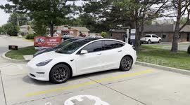 Evergy Clean Charge Network station at Overland Park, Kansas
